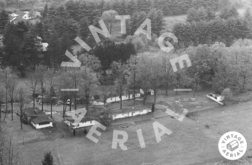 Rest-Well Motel - 1963 Photo (newer photo)